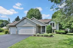 1098 Heather Dr, Woodbury, MN 55129 - Photo 2
