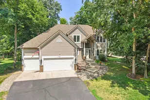14991 Credit View Dr, Savage, MN 55378 - Photo 4
