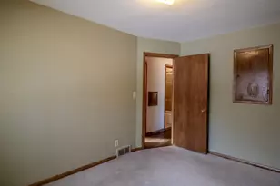 2187 Burr St N, Maplewood, MN 55117 - Photo 22