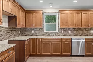 5160 Bald Eagle Ave, White Bear Lake, MN 55110 - Photo 10