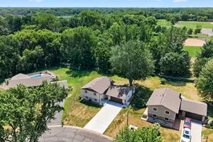 460 Hawes Ave, Vadnais Heights, MN 55127 - Photo 36