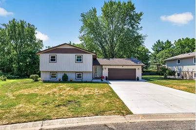 460 Hawes Avenue, Vadnais Heights, MN 55127 - Photo 2