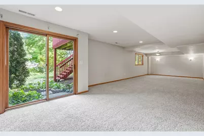 8819 Rainier Court, Woodbury, MN 55125 - Photo 22