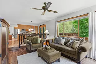 8819 Rainier Ct, Woodbury, MN 55125 - Photo 8