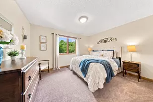 413 New Century Dr, Hudson, WI 54016 - Photo 8