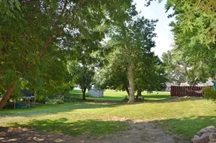 304 Independence Ave S, Clarks Grove, MN 56016 - Photo 62