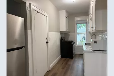 3023 Queen Avenue N, Minneapolis, MN 55411 - Photo 2