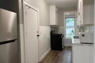 3023 Queen Ave N, Minneapolis, MN 55411 - Photo 2