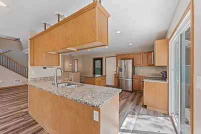 71 B Street, Saint Paul, MN 55106 - Photo 8