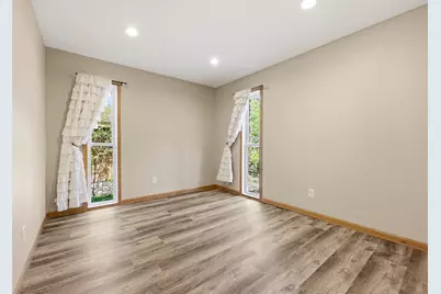 71 B Street, Saint Paul, MN 55106 - Photo 16