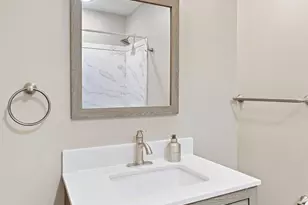71 B St, Saint Paul, MN 55106 - Photo 12