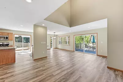 71 B Street, Saint Paul, MN 55106 - Photo 4