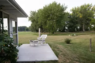2344 Cherrywood Ln, Worthington, MN 56187 - Photo 8