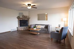 2344 Cherrywood Ln, Worthington, MN 56187 - Photo 14