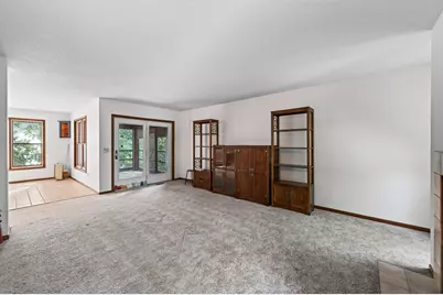2597 Hayward Avenue N, Oakdale, MN 55128 - Photo 4