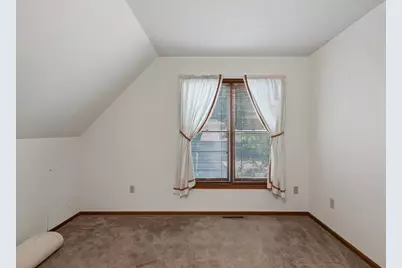 2597 Hayward Avenue N, Oakdale, MN 55128 - Photo 14