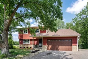 2477 Brenner Ave E, Maplewood, MN 55109 - Photo 1