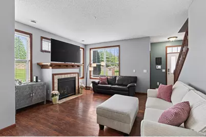 1952 Commonwealth Boulevard #4, Chanhassen, MN 55317 - Photo 6