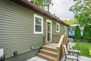 1360 9th Ave SE, Rochester, MN 55904 - Photo 6