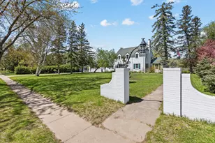415 Bluff Ave, Brainerd, MN 56401 - Photo 1