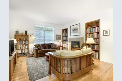 406 Duke Street, Saint Paul, MN 55102 - Photo 2