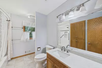 2742 Hilltop Court, North Saint Paul, MN 55109 - Photo 18