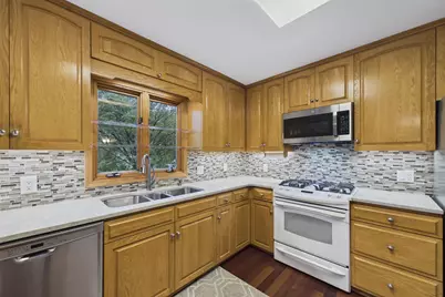 2742 Hilltop Court, North Saint Paul, MN 55109 - Photo 10