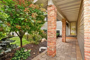 8412 Hiawatha Ave, Eden Prairie, MN 55347 - Photo 2
