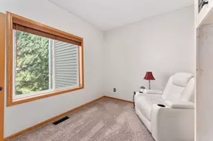 1517 Deerwood Bend, Eagan, MN 55122 - Photo 28