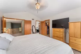 1517 Deerwood Bend, Eagan, MN 55122 - Photo 36