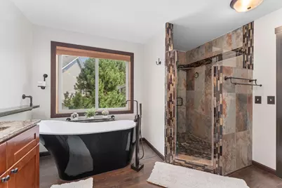 1517 Deerwood Bend, Eagan, MN 55122 - Photo 38