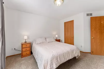 1517 Deerwood Bend, Eagan, MN 55122 - Photo 34