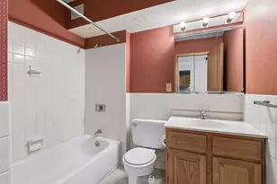 400 Groveland Ave, Minneapolis, MN 55403 - Photo 22