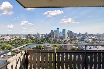 400 Groveland Avenue #1912, Minneapolis, MN 55403 - Photo 4