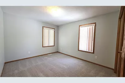 675 Otsego Street, Saint Paul, MN 55101 - Photo 18