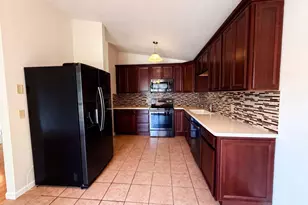 16066 Foliage Ave W, Rosemount, MN 55068 - Photo 2