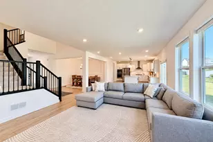 18112 Hounds Dr, Lakeville, MN 55044 - Photo 4