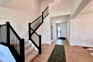 18112 Hounds Dr, Lakeville, MN 55044 - Photo 2