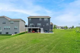 1723 August Dr, Shakopee, MN 55379 - Photo 64