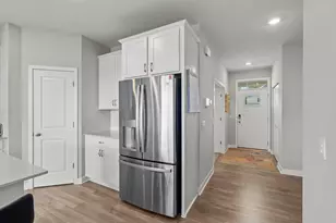 1723 August Dr, Shakopee, MN 55379 - Photo 20