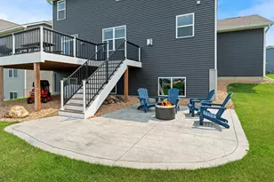 1723 August Dr, Shakopee, MN 55379 - Photo 60