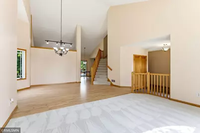 6911 Cambridge Road, Shakopee, MN 55379 - Photo 10