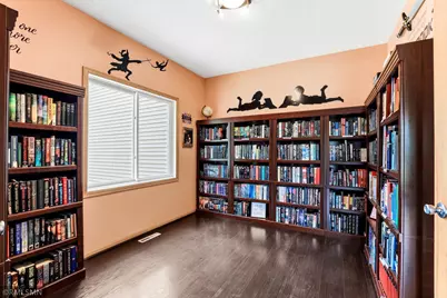 6911 Cambridge Road, Shakopee, MN 55379 - Photo 20