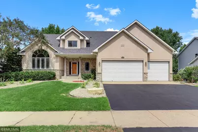 6911 Cambridge Road, Shakopee, MN 55379 - Photo 2
