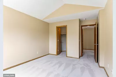 6911 Cambridge Road, Shakopee, MN 55379 - Photo 32