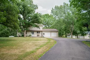 643 Crescent Rd, South Haven, MN 55382 - Photo 1