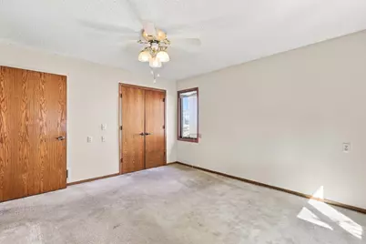 57 Sycamore Street W, Saint Paul, MN 55117 - Photo 10