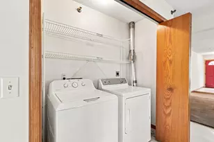 57 Sycamore Street W, Saint Paul, MN 55117 - Photo 14