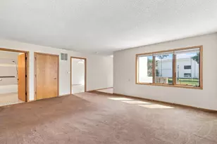 57 Sycamore Street W, Saint Paul, MN 55117 - Photo 4