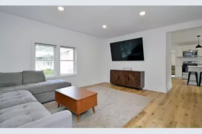 2479 14th Avenue E, North Saint Paul, MN 55109 - Photo 4